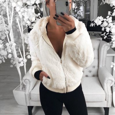 Autumn and Winter New Sweater Women&#39;s Hooded Fur Sweater Coat