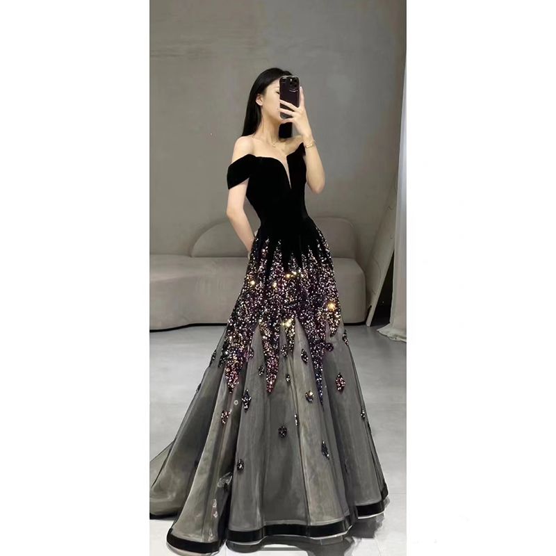 Color: Black Flat One Shoulder, Size: L - Women&#39;s Fashion Temperament Plunge Evening Dress