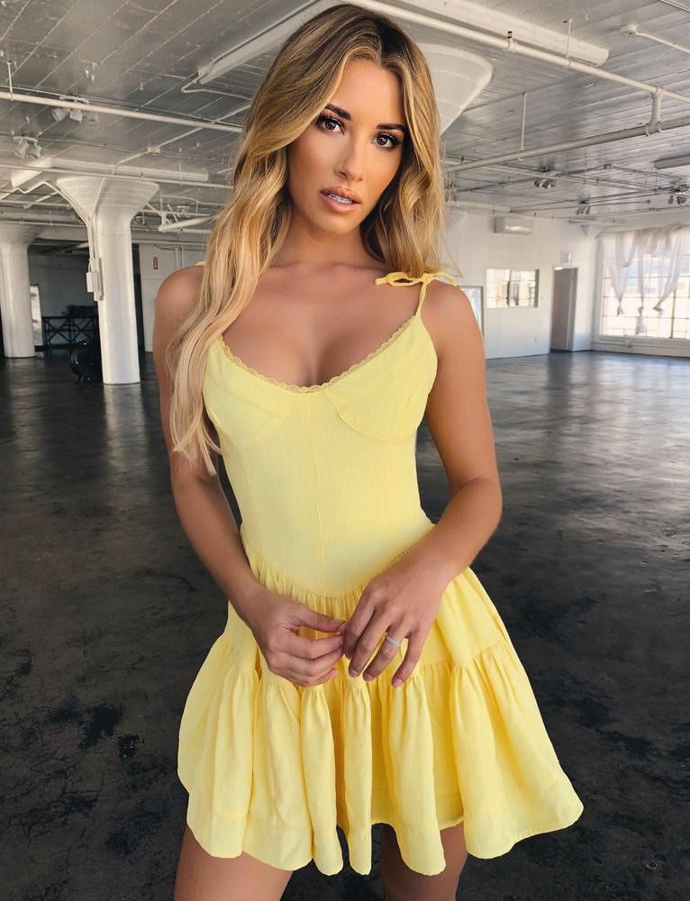 Women&#39;s Summer Hot Sexy Dress Lace Sling Slim Dress
