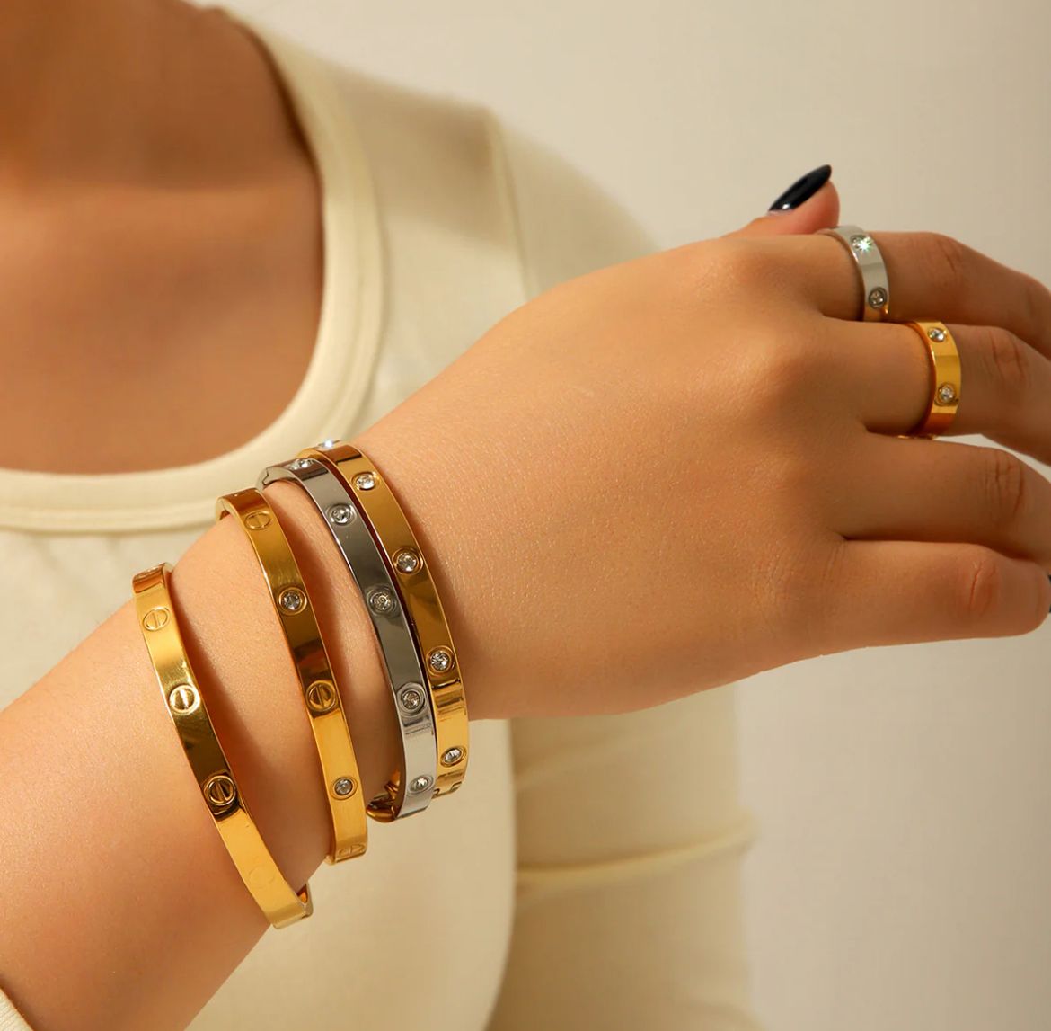 IG Style Round Stainless Diamond Inlay Bangles