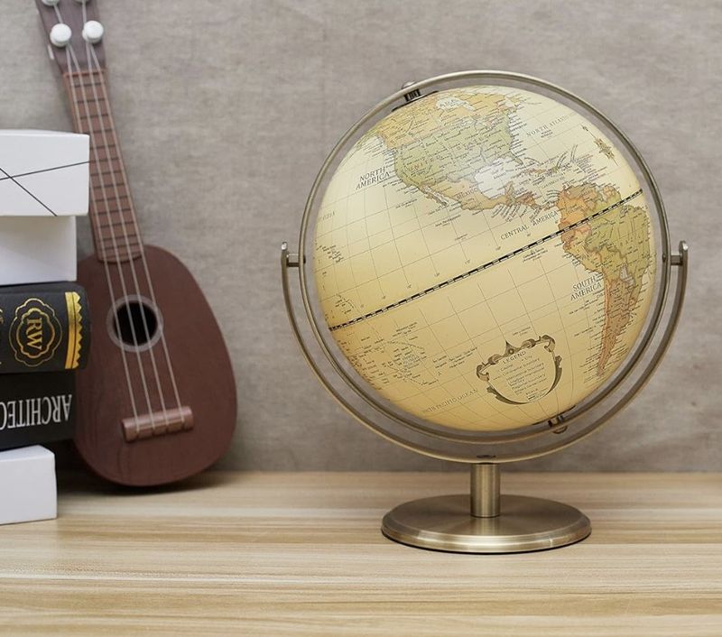 🌍 Vintage Style 8” Desk Globe – Bronze Stand