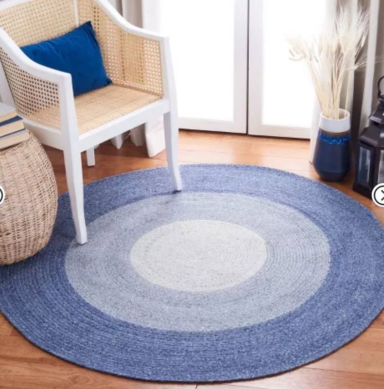 🌀 Safavieh Braided 6&#39; Handwoven Area Rug – Blue Gradient Round