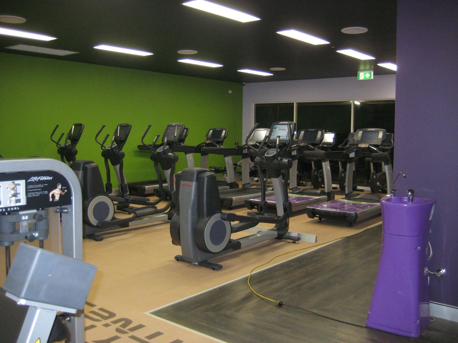 Pavigym Traffic – Large Stone-Effect Glued Vinyl Tiles (91.4 × 60.9 cm)