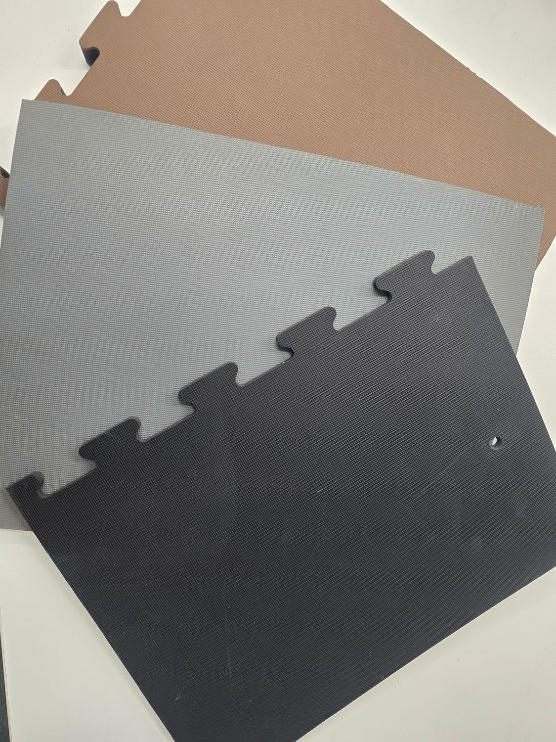 SAMPLE - Pavigym Endurance 7 mm High-Density Virgin Rubber Gym Flooring Tiles