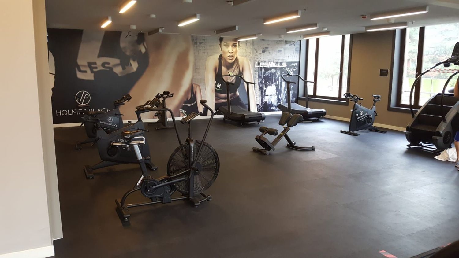 SAMPLE - Pavigym Performance+ 5mm Virgin Rubber Interlocking Tiles for Cardio & Fitness Zones