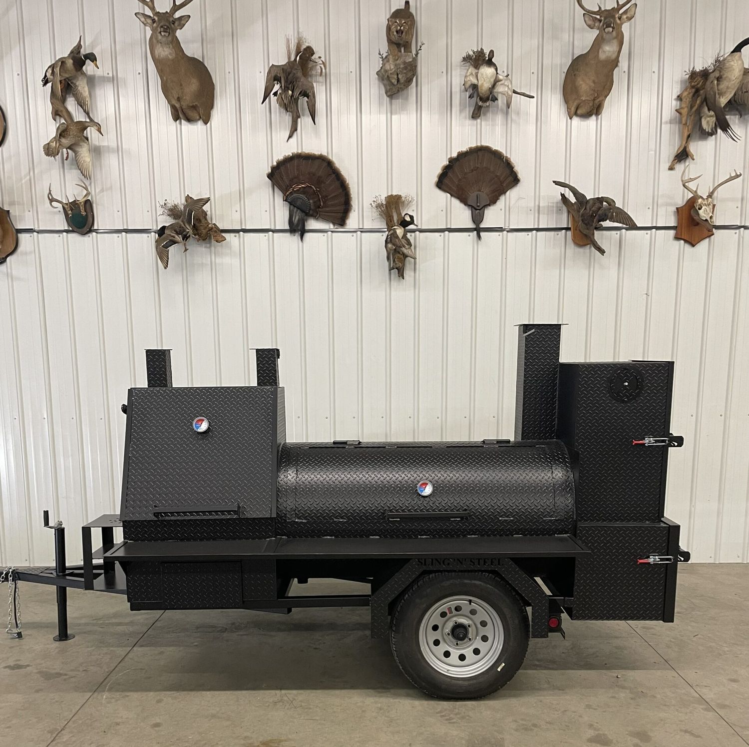 SNS Barrel 60 With Grill And Full Length Storage Area
