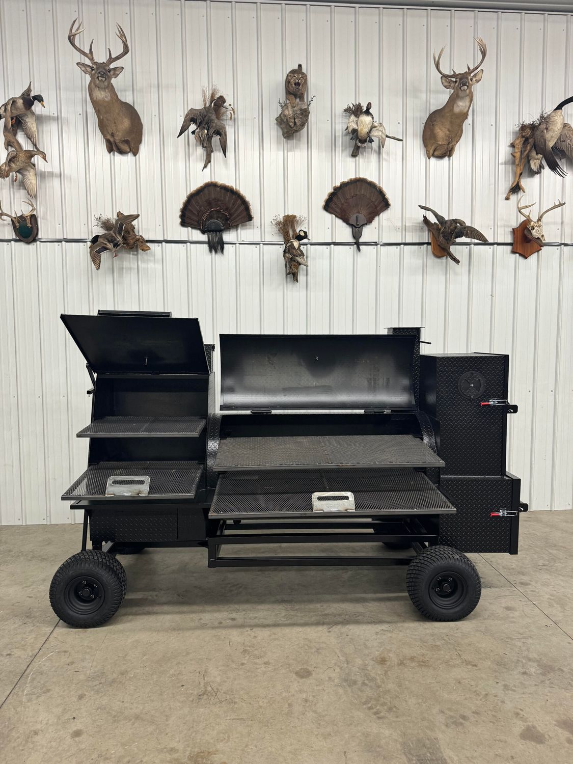 SNS Competition Wagon Smoker With Grill