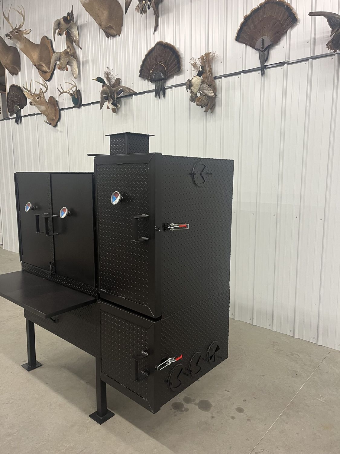 The SNS 40 Cabinet Smoker