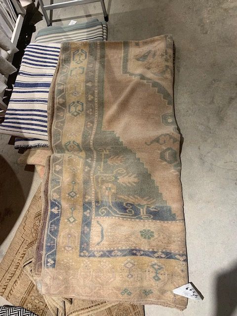 Rug-Turkish Vintage-4ft6in x 9ft9in
