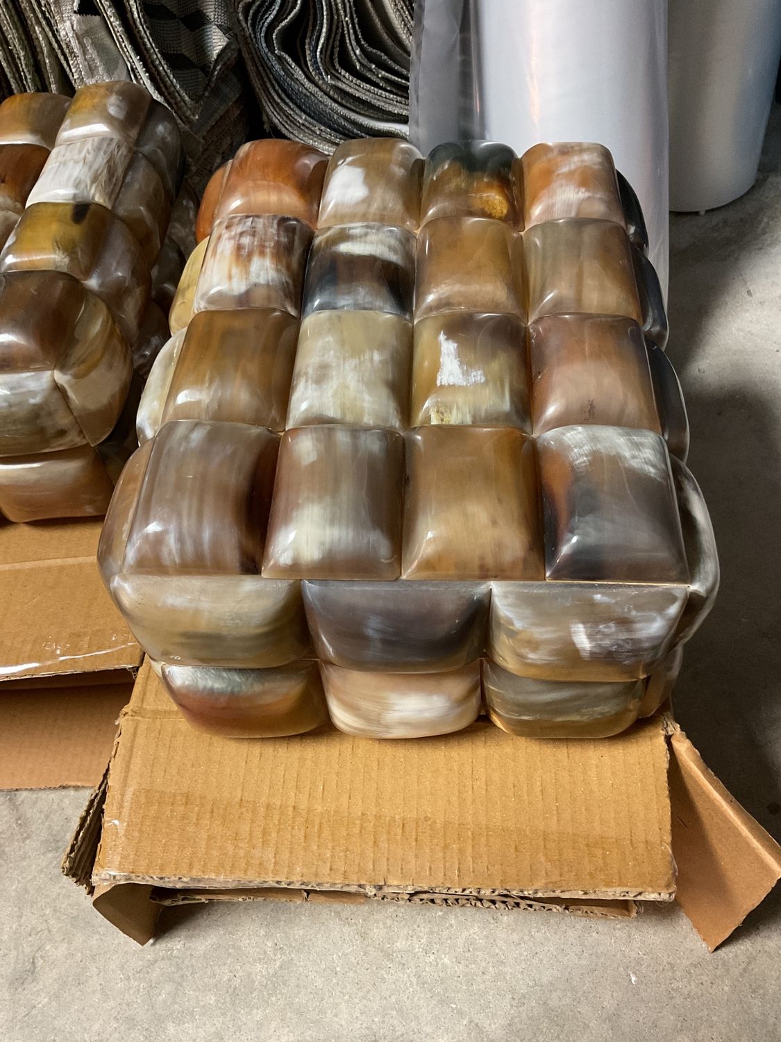 Box-Rectangular Dark Bones-L