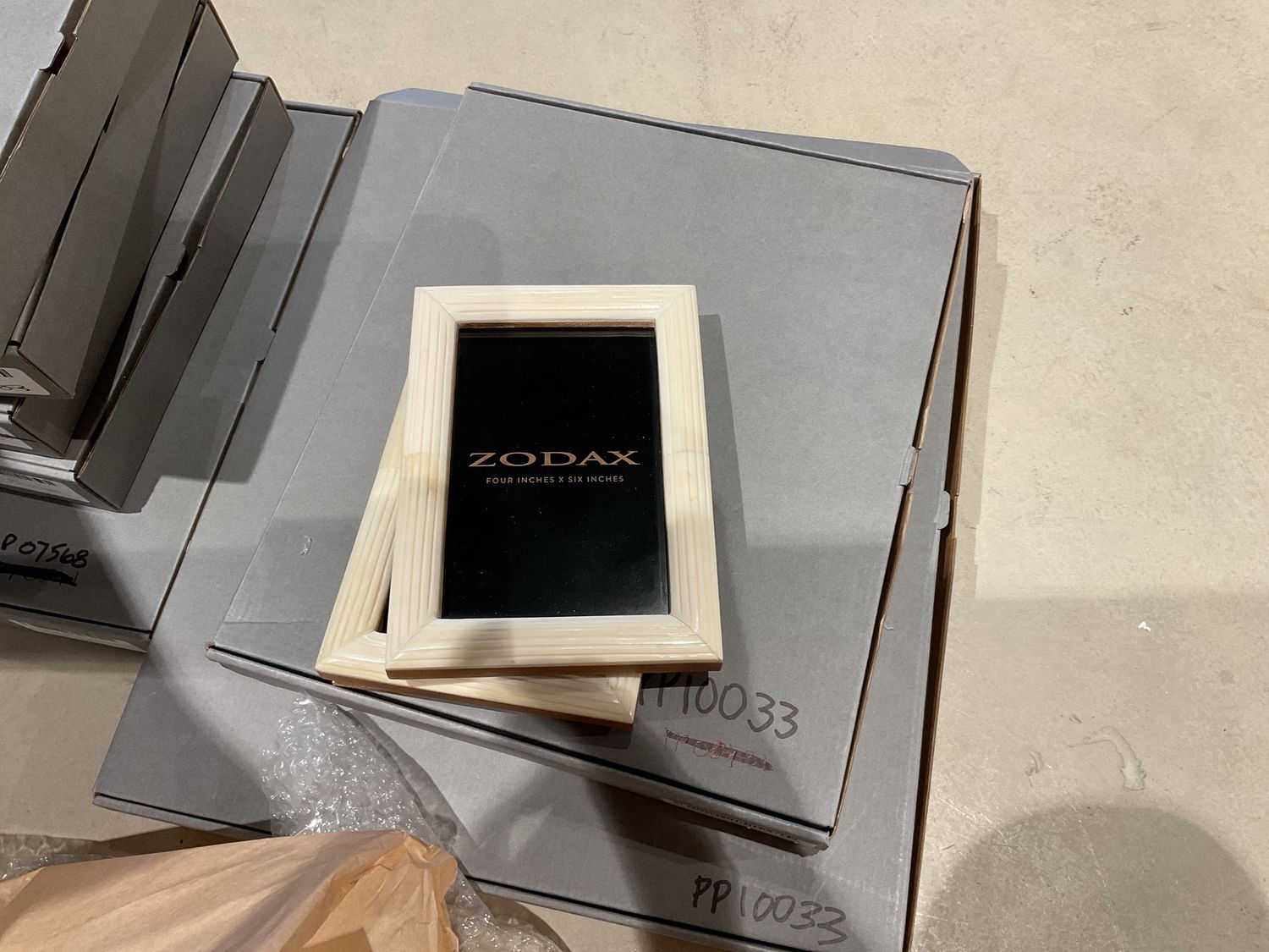 Frame-White-Etched Bone-4x6