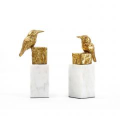 Statue-Finch-Gold