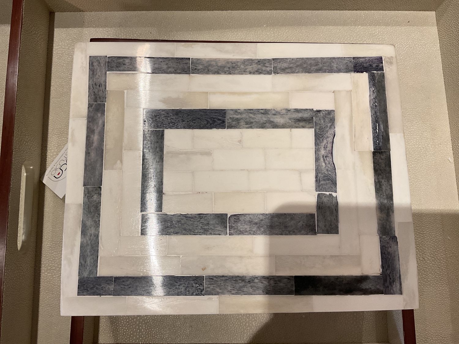 Box-White/Grey Bone-L