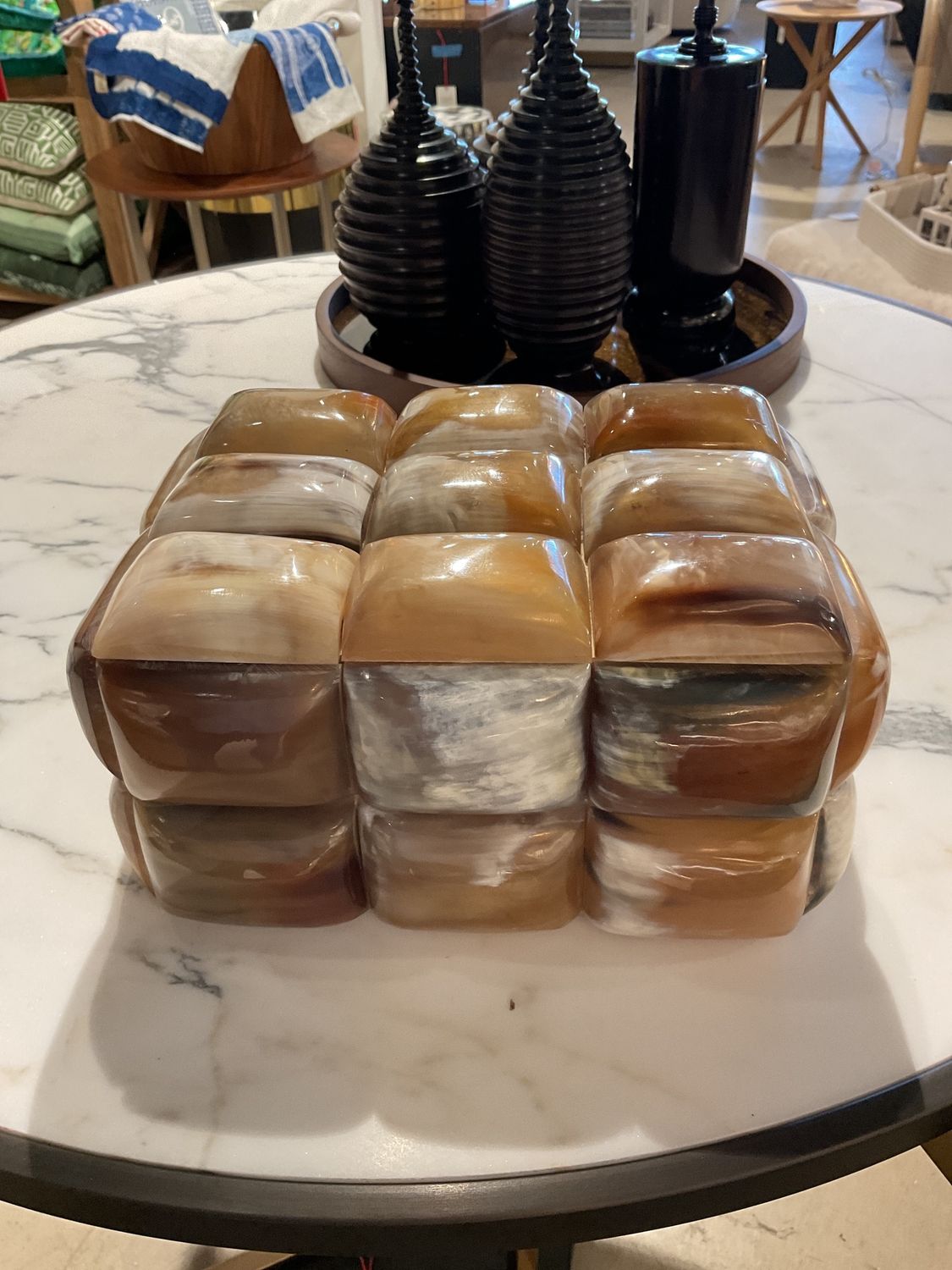 Box-Rectangular Dark Bones-S