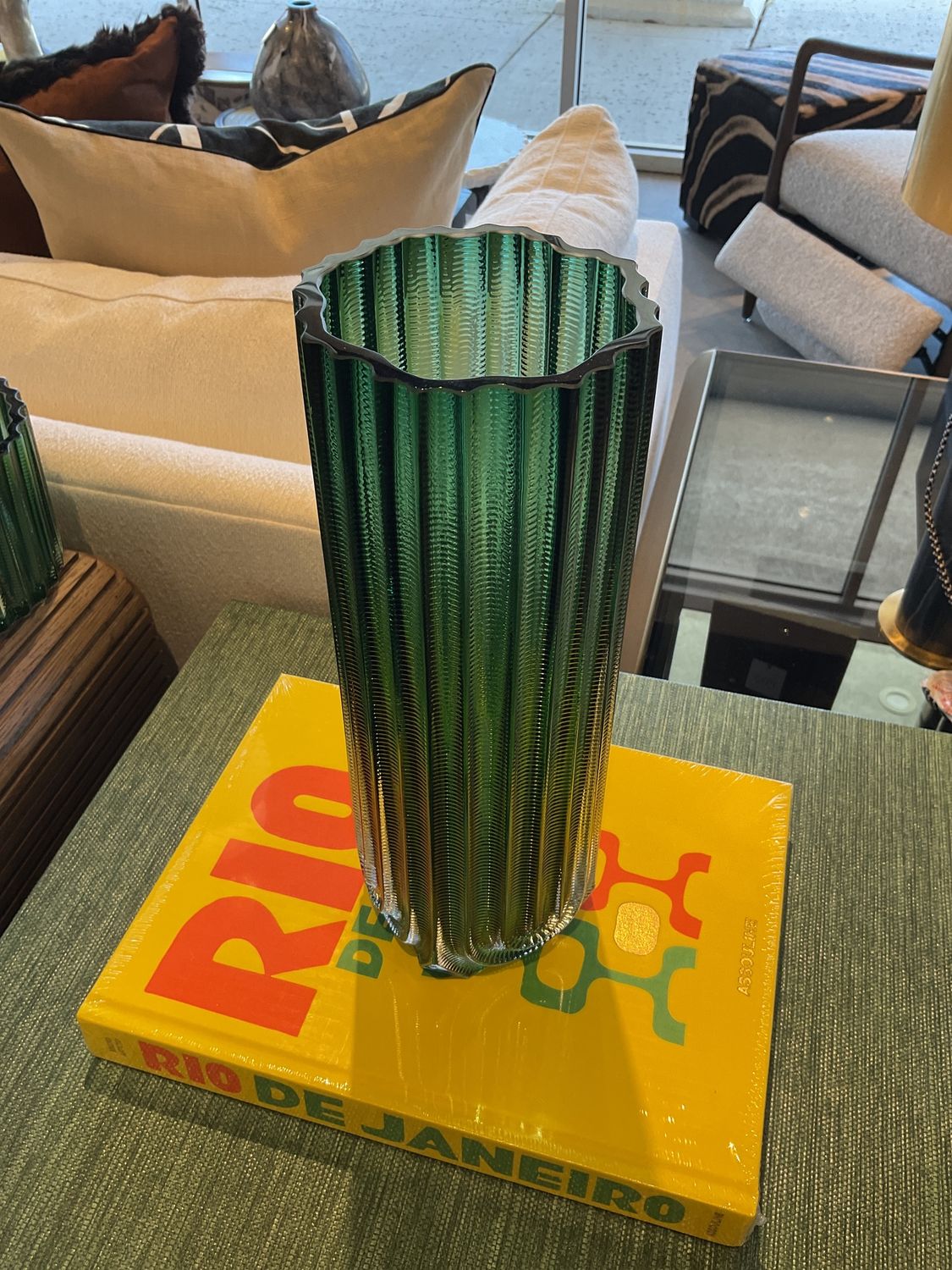 Vase-Green-Heater