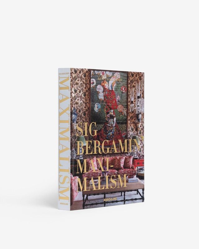 Book-Maximalism by Bergamin