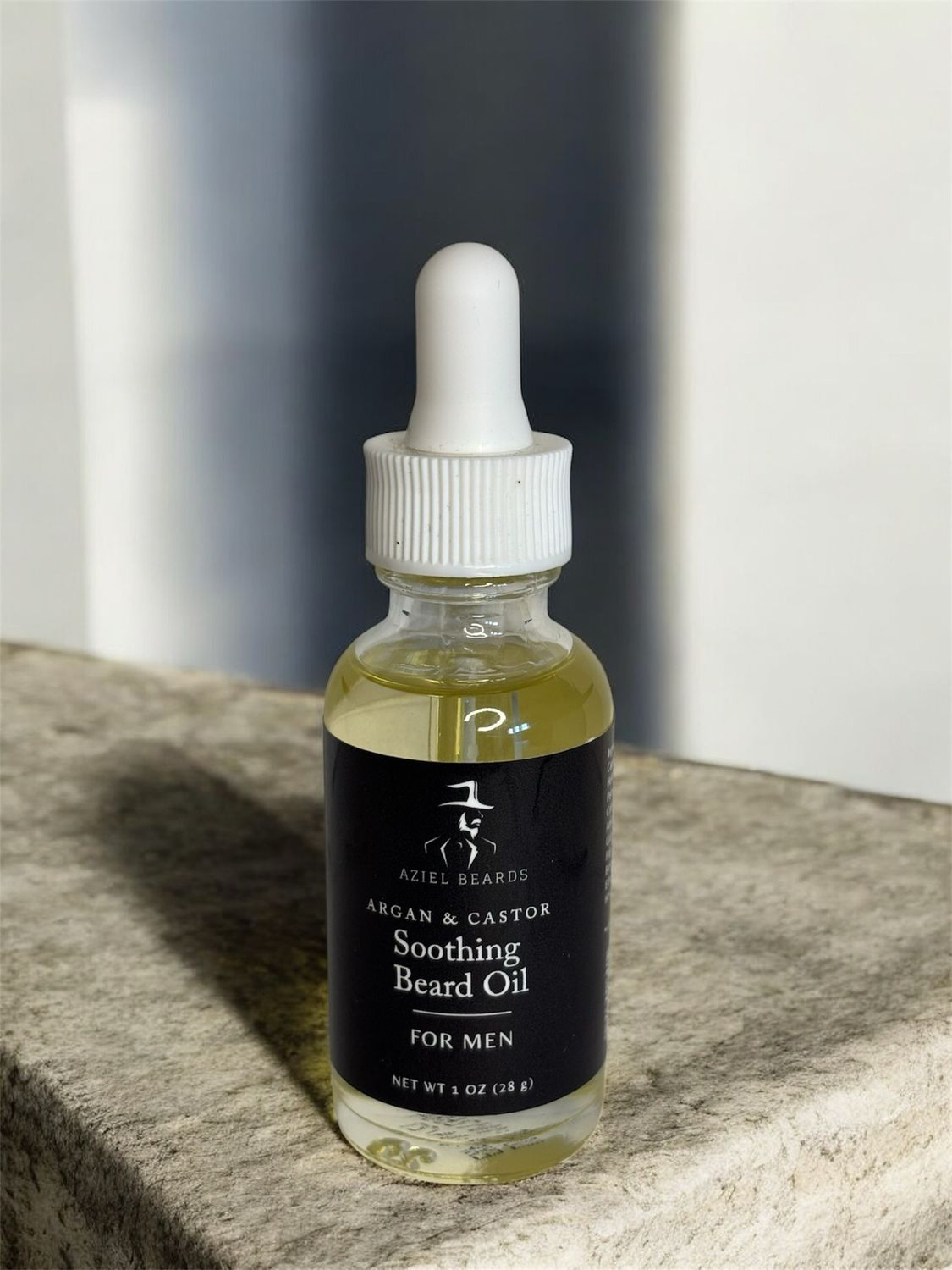 ARGAN &amp; CASTOR SOOTHING BEARD OIL  Locks in moisture, adds shine, reduces itch and flakes.