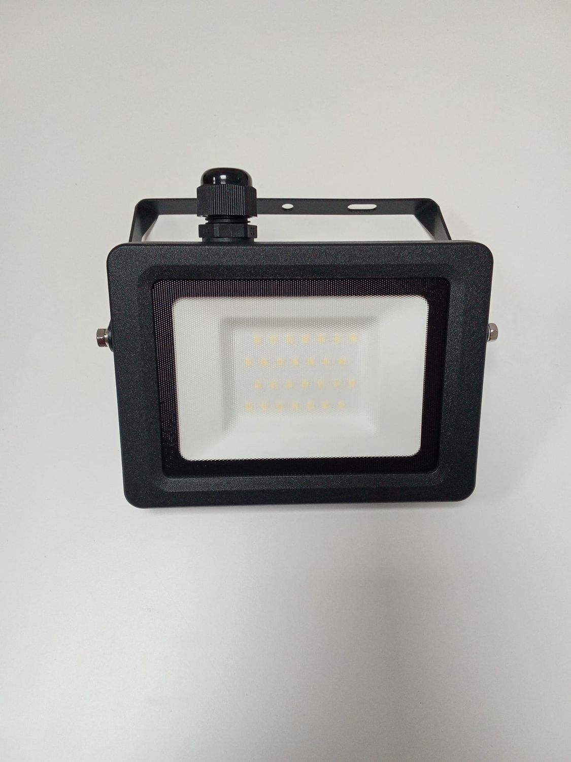 PROYECTOR EXTERIOR LED FLOODLIGHT 20W