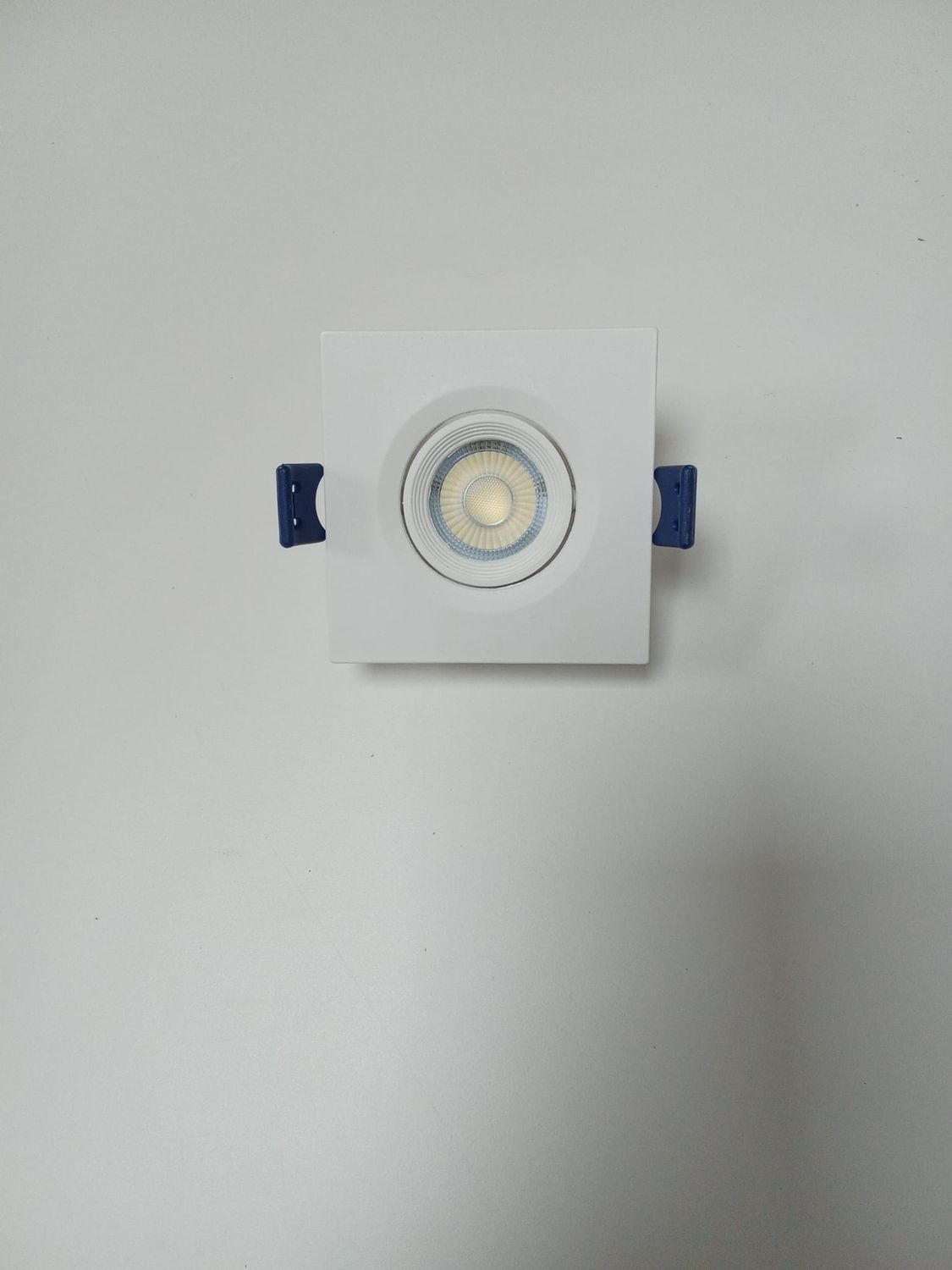 MINIDOWNLED EMPOTRABLE CUADRADO 3W