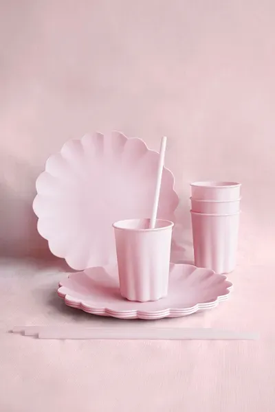 Plastic Plates Frill Pink 22x22cm