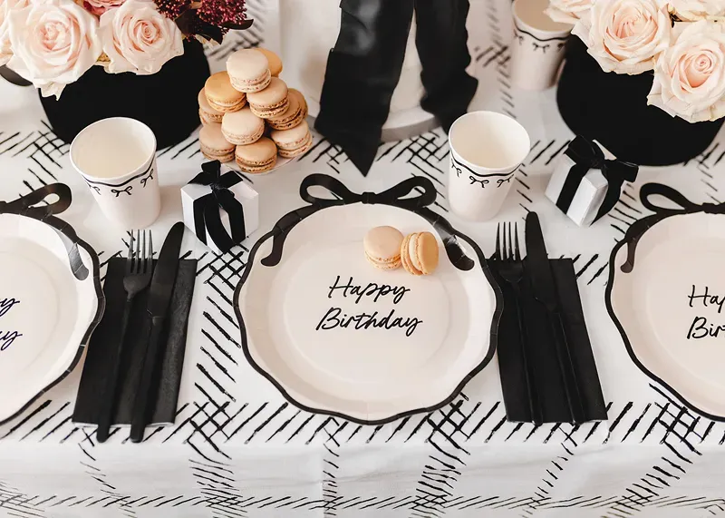 Plates Happy Birthday with Bow 24cm