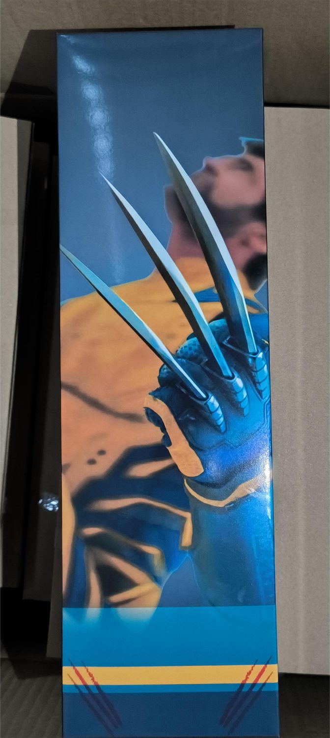 En stock nuevo móvil móvil 096 traje de juguete wolverine 1: 1 patas de juguete región de rábano al por mayor, Color: Wolverine Claw Color Box Edition