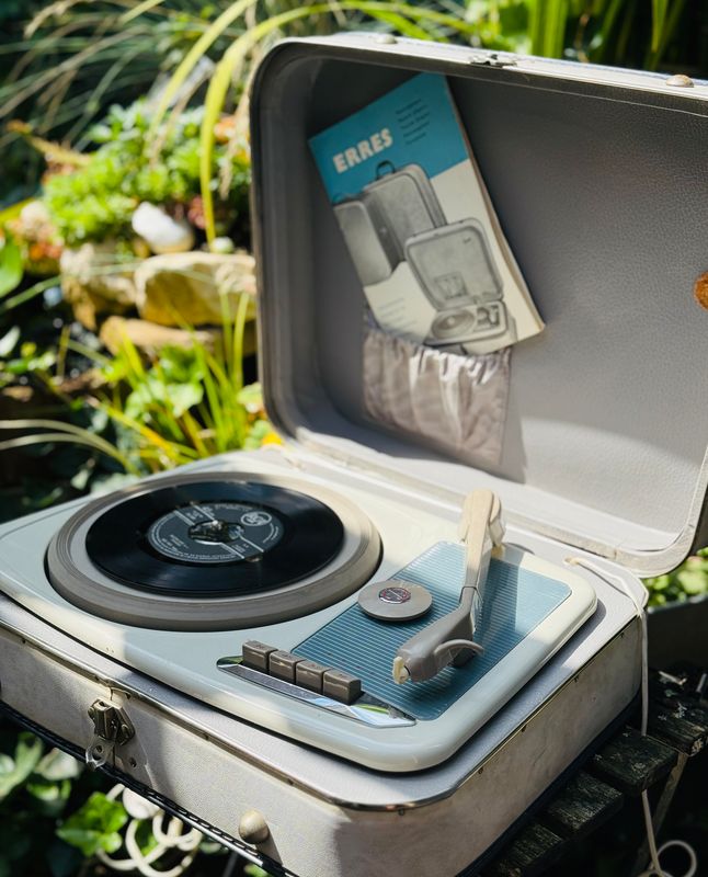 🎶 Een platenspeler met patina en passie