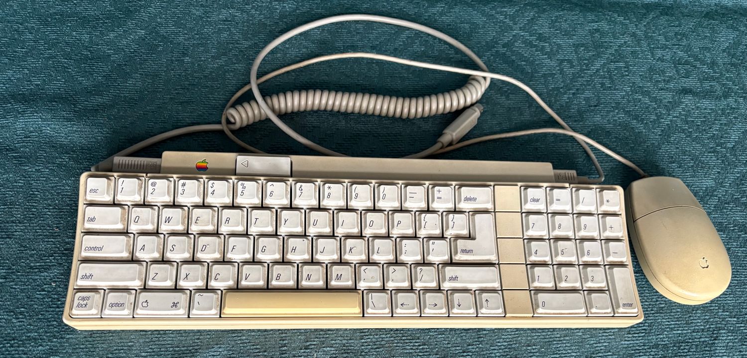 Apple Keyboard II met ADB Mouse II, complete set met kabel
