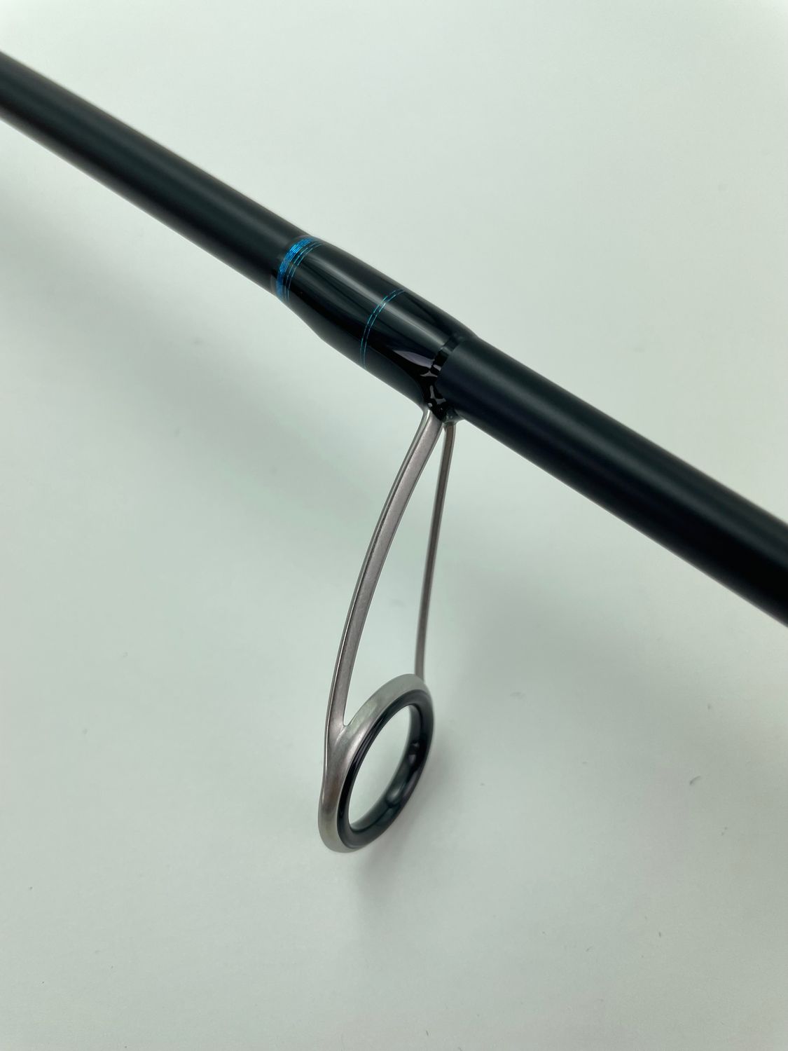 Spinning rod guides set high frame