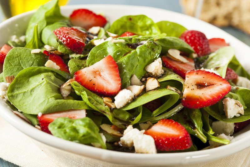 Spinach & Strawberries Salad - No Protein