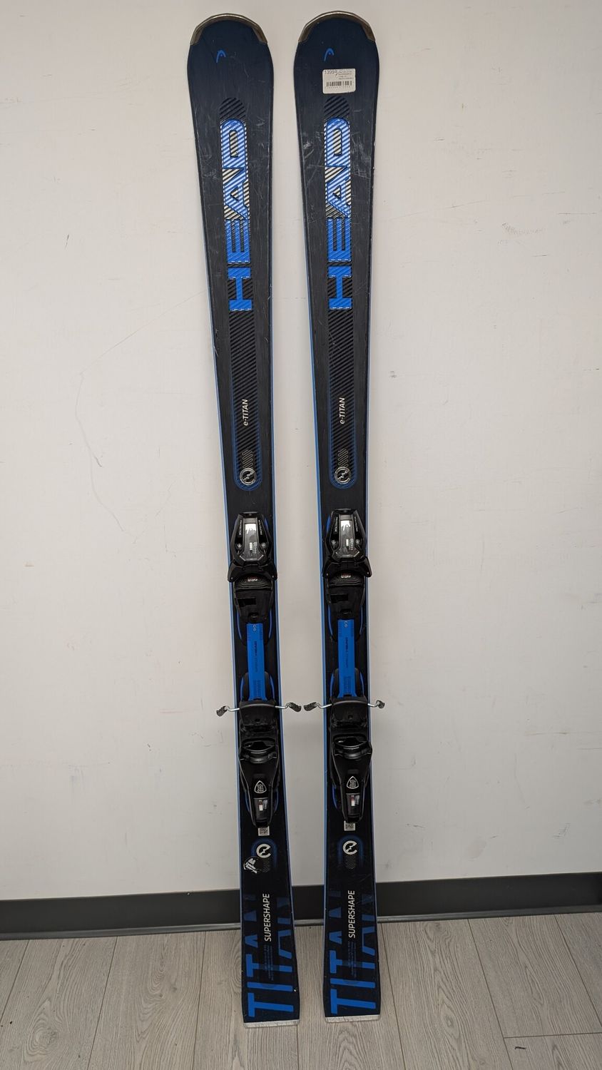 Head skis SUPERSHAPE E-TITAN (DEMO - 2024)