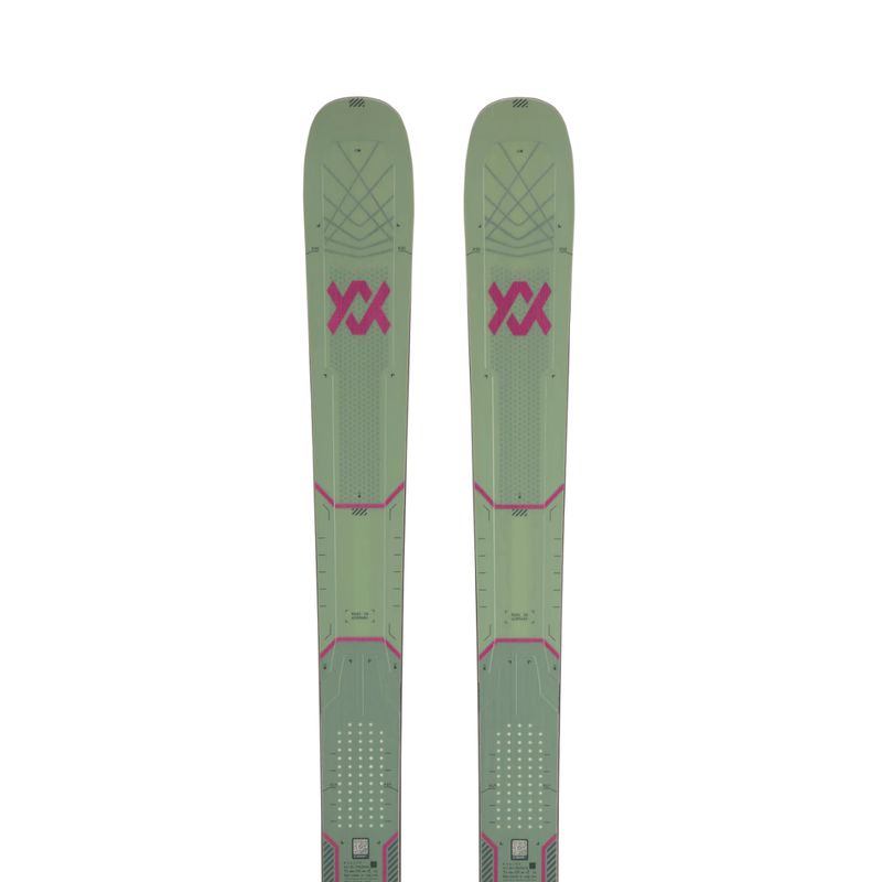 Volkl Mantra 102 Skis