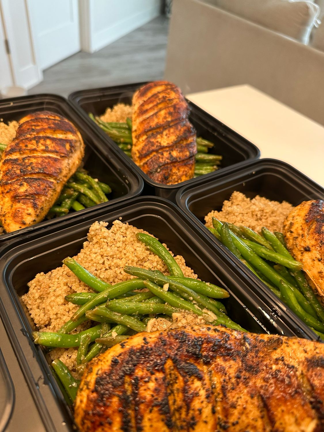 5 Day Grilled Chicken With Roasted Veggies & Quinoa