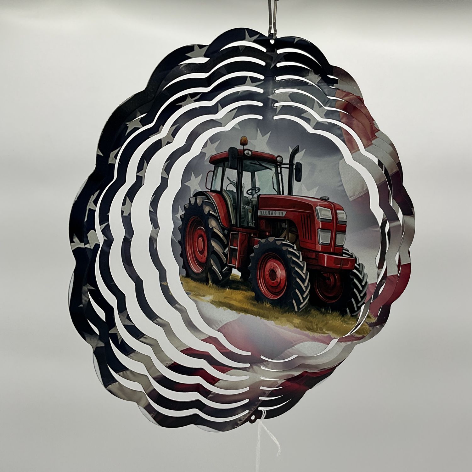 tractor red wind spinner w/flag