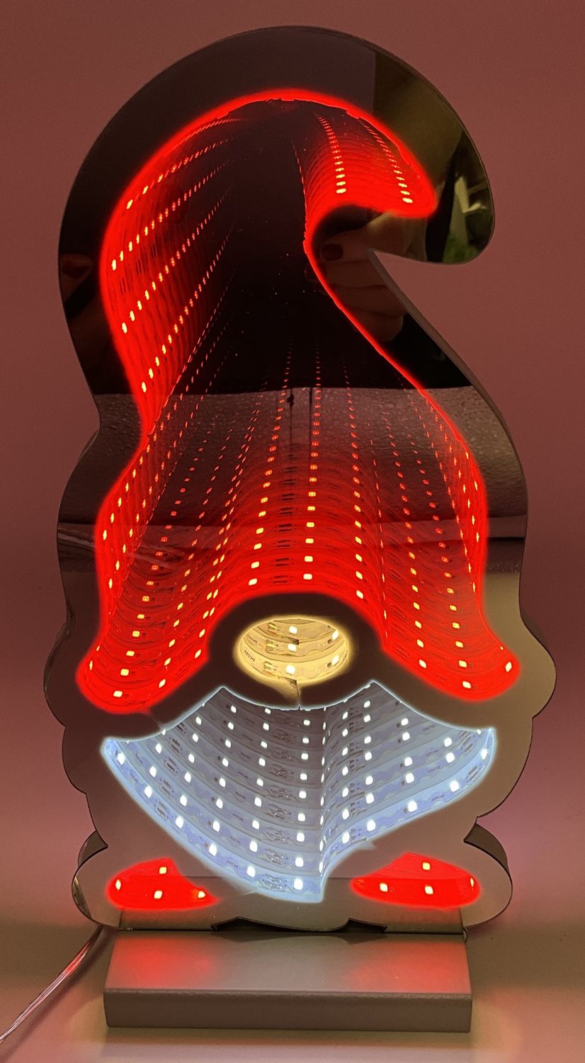 Gnome infinity light med