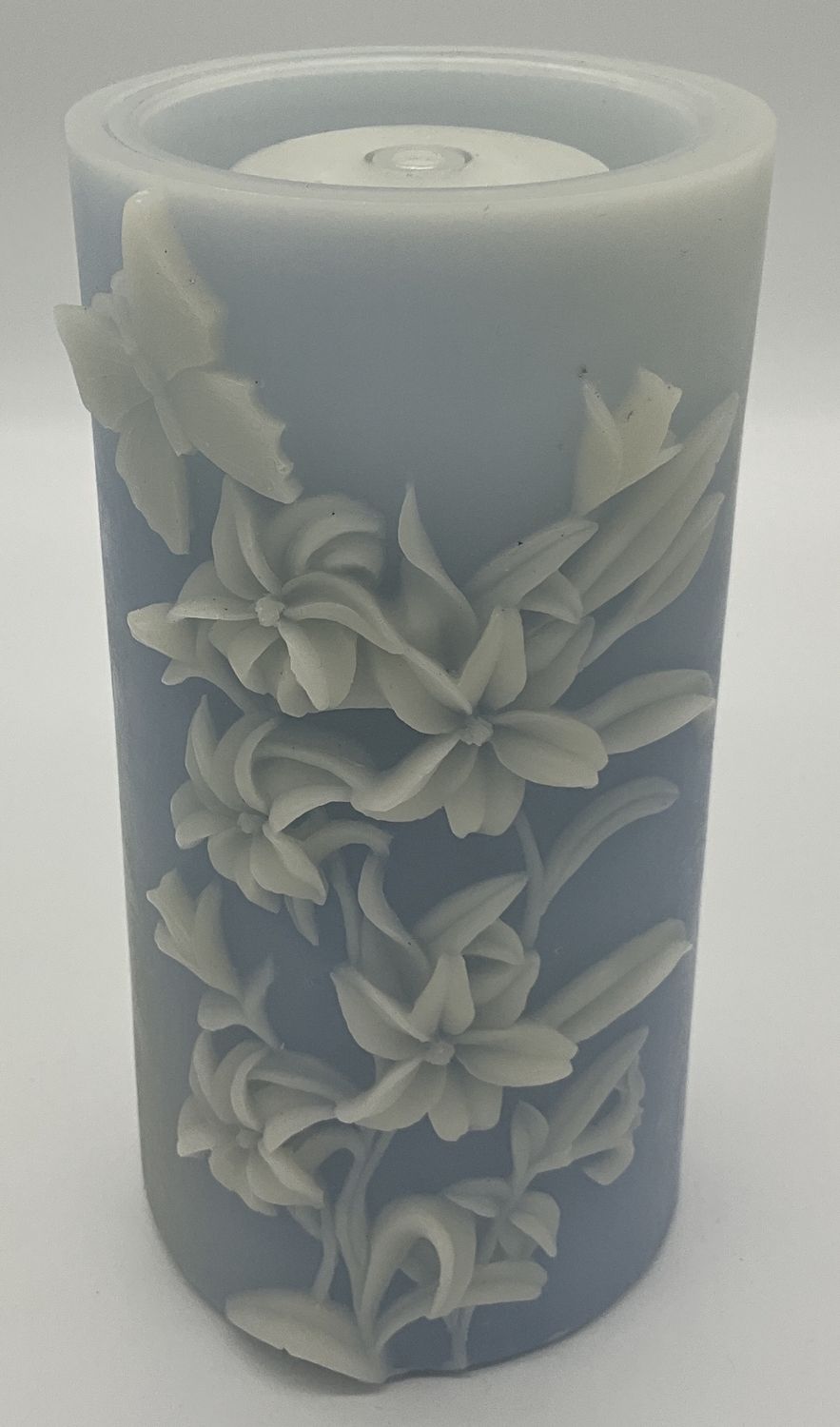 Blue candle fountain with floral