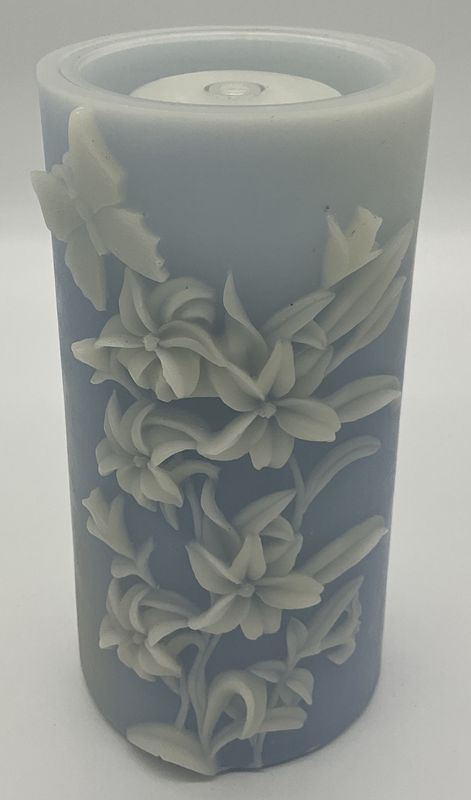 Blue candle fountain with floral