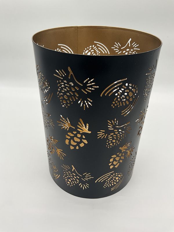 pinecone metal candleholder cutout