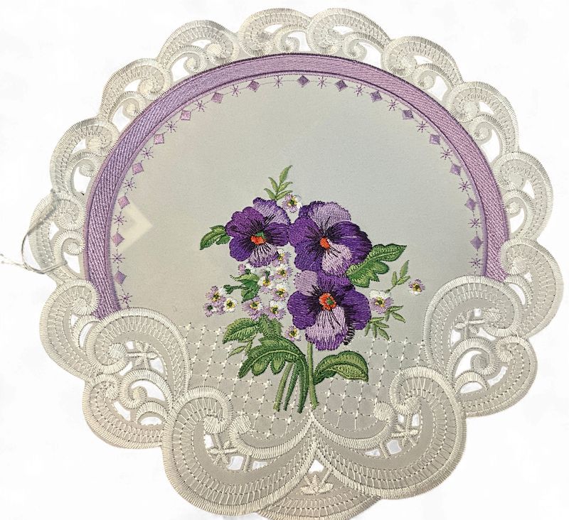 pansy purple emb 12" doily
