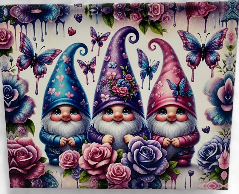 GNOMES  OF 3 CANVAS