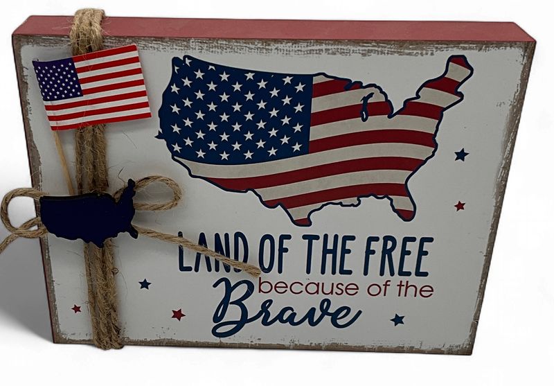 patriotic wood sign w/flag