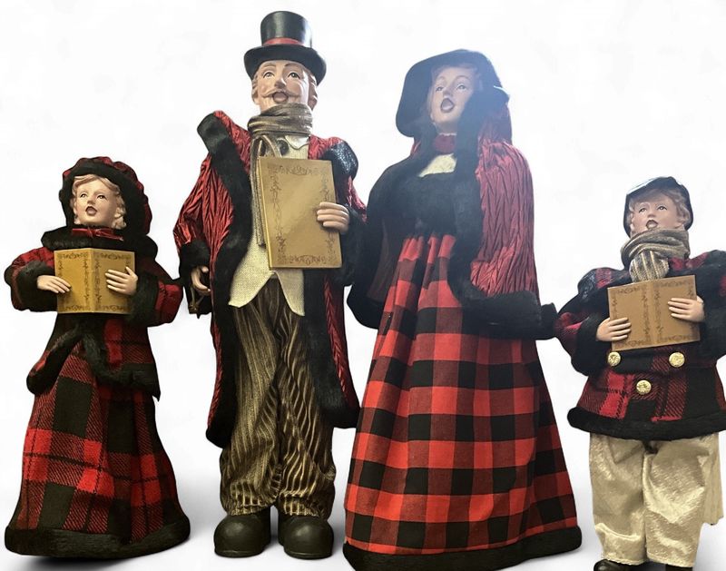 Caroler Family of 4,  Victoria Style