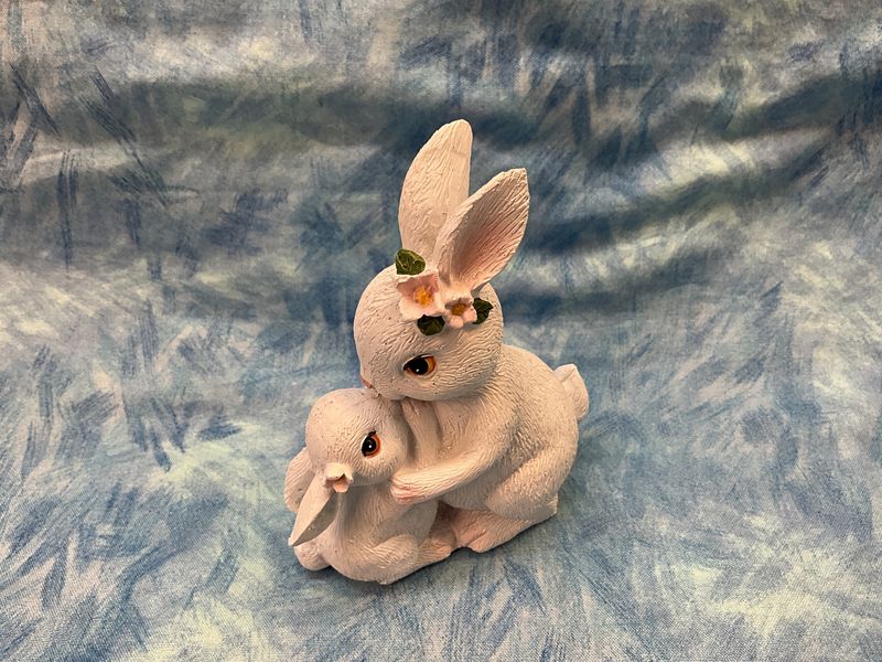 mama bunny w/babe fig