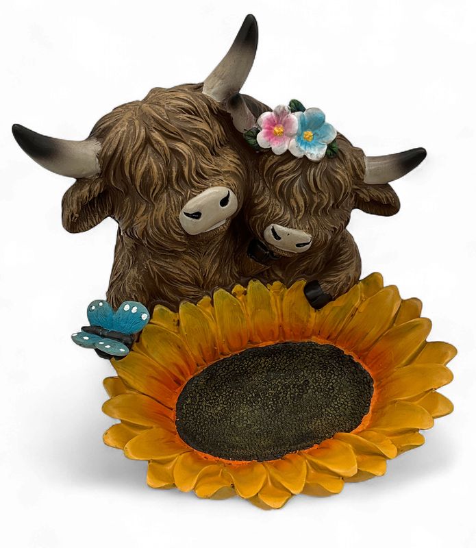 Highland Cow Sunflower birdbath