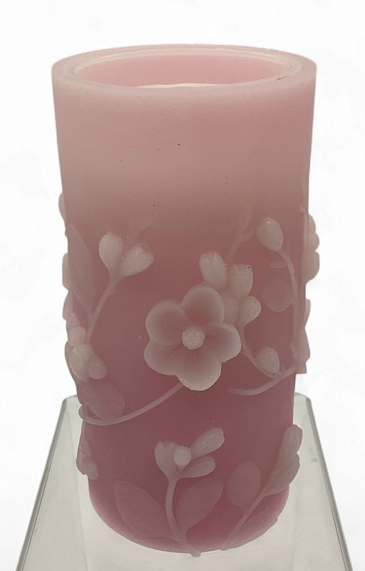 Fountain in pink with Jasine Flowers Embossed