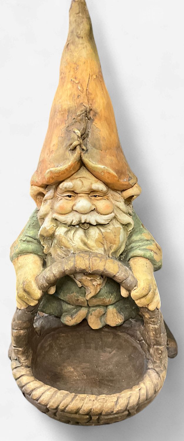 Gnome basket vintage