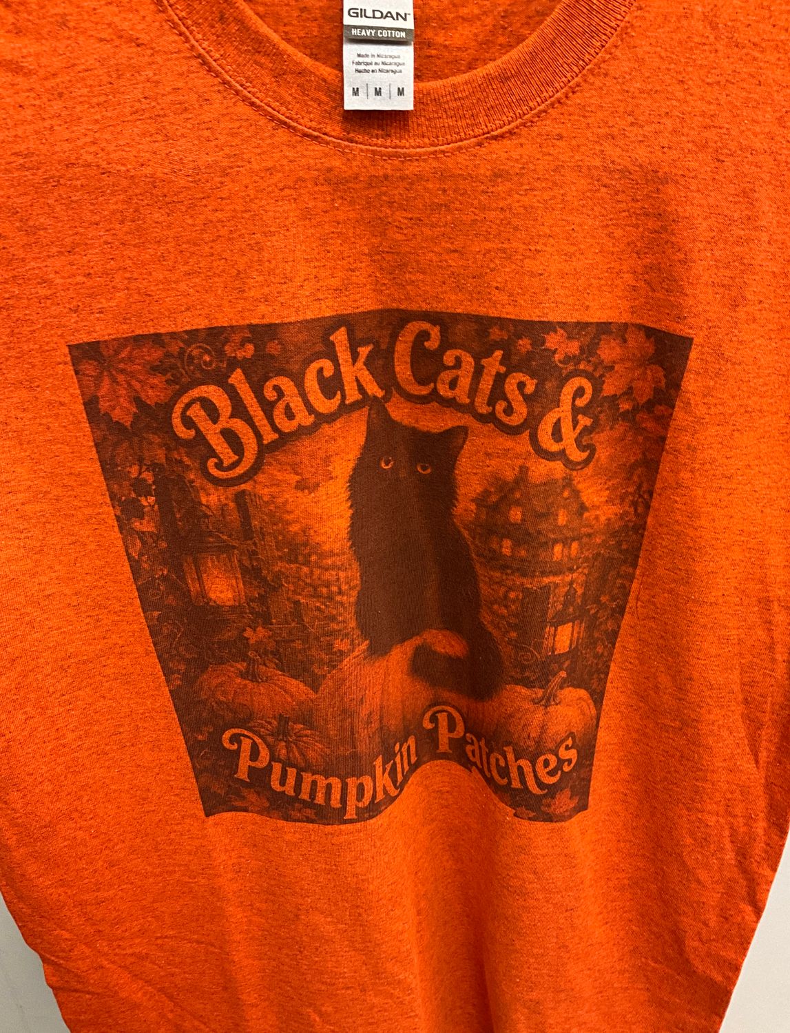 Black cat &amp; Pumpkin Patches T-shirt