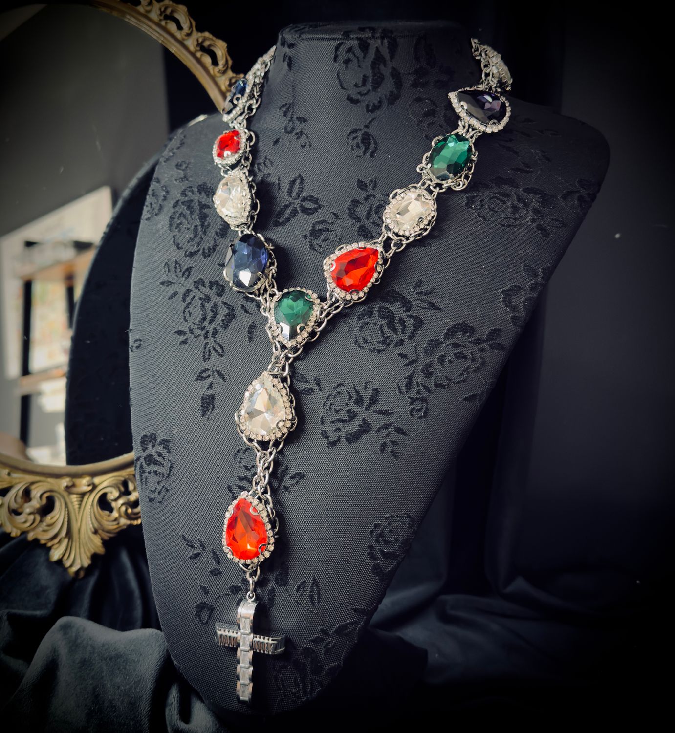 Duży różaniec z kryształów