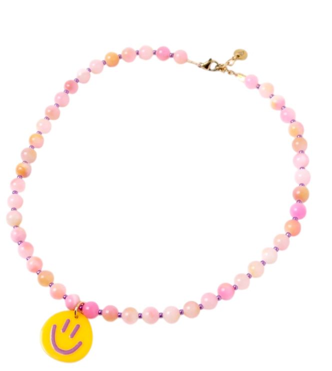 Love issue Necklace | Big yellow smiley