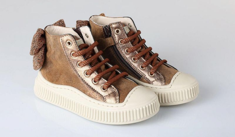 Beberlis 24267 Hoge sneaker leer met strik licht beige